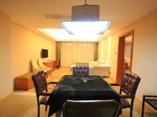 Vienna Hotel (Yizhang)