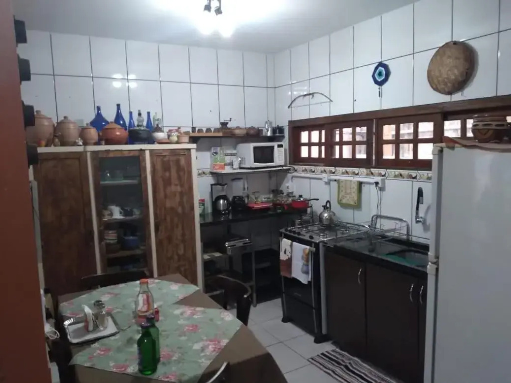Casa aconchegante em Garopaba,térreo, à 5 minutos de, carro do mar e centro,2 quartos!