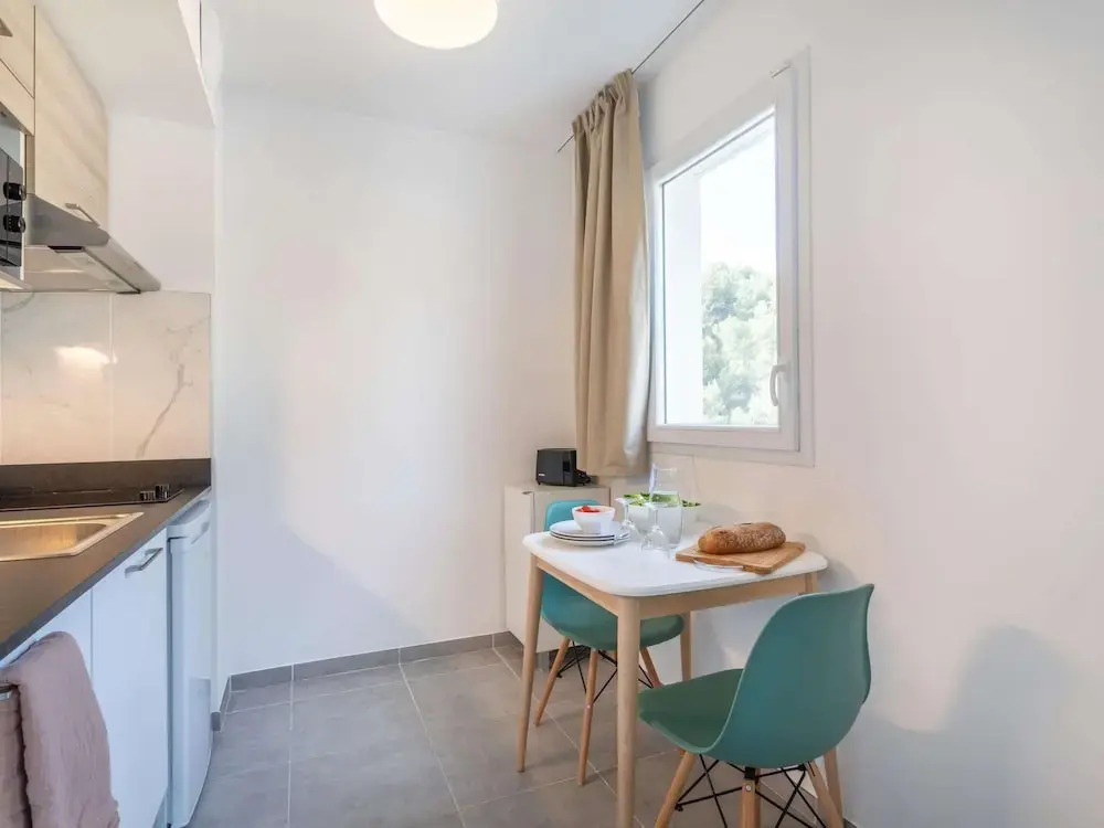 Studio in Residence Cap Cassis Calanques, Roquefort-la-bedoule