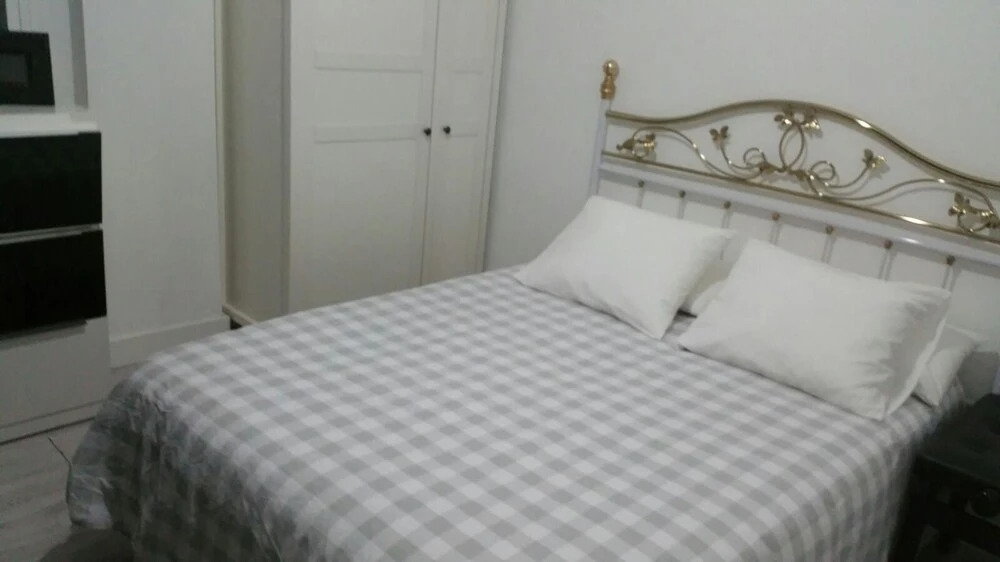 Villa With 4 Bedrooms in Tomares, With Private Pool, Enclosed Garden a