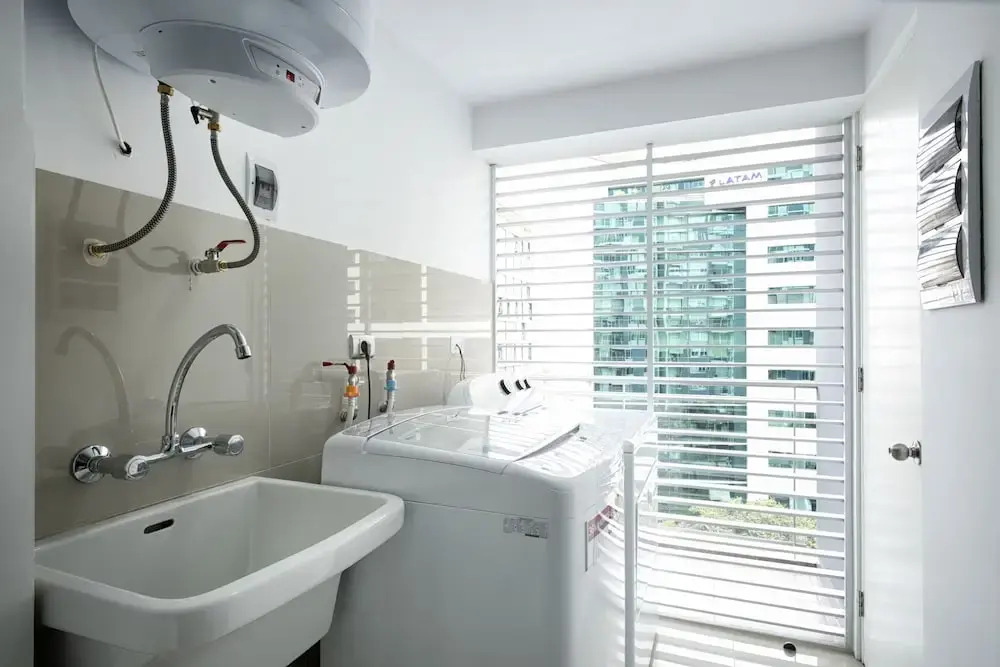 UR Place Rentals -2Bdrm Canvas Miraflore