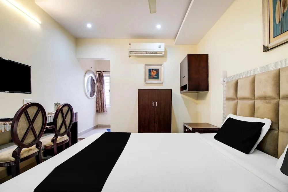 Suite Gajuwaka Near CMR Mall