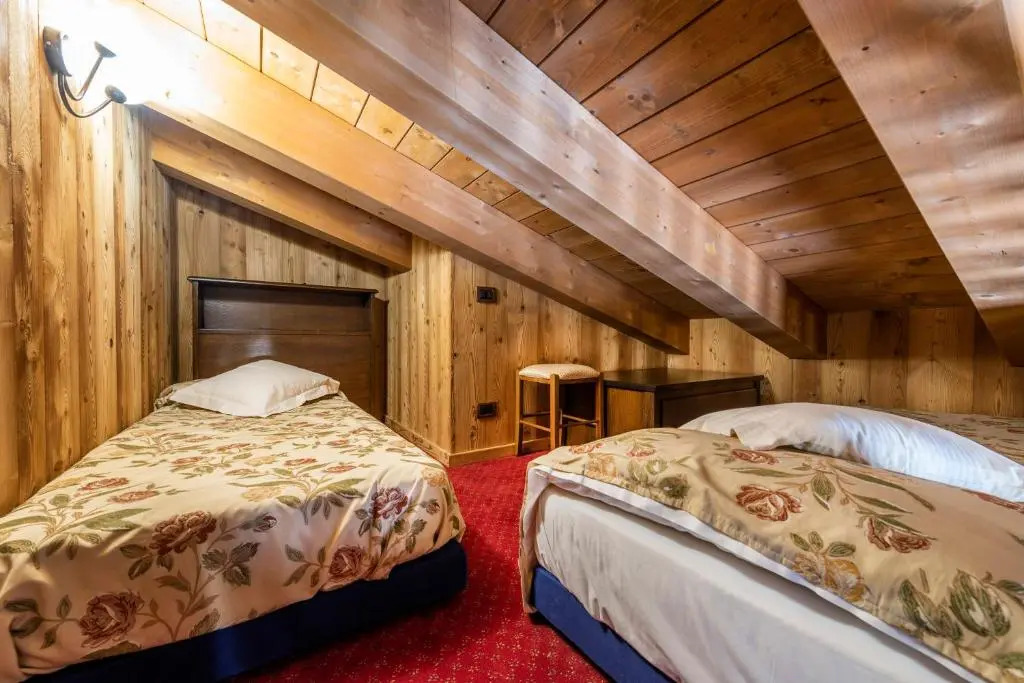 Hotel L Aiglon
