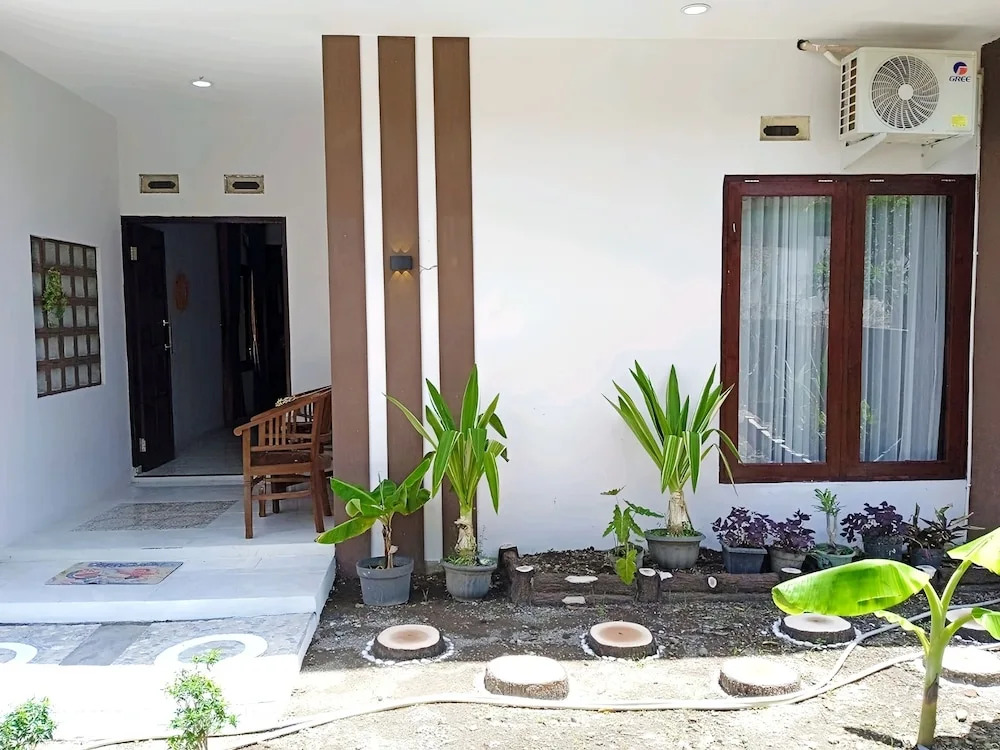 Liefly Prambanan Villa
