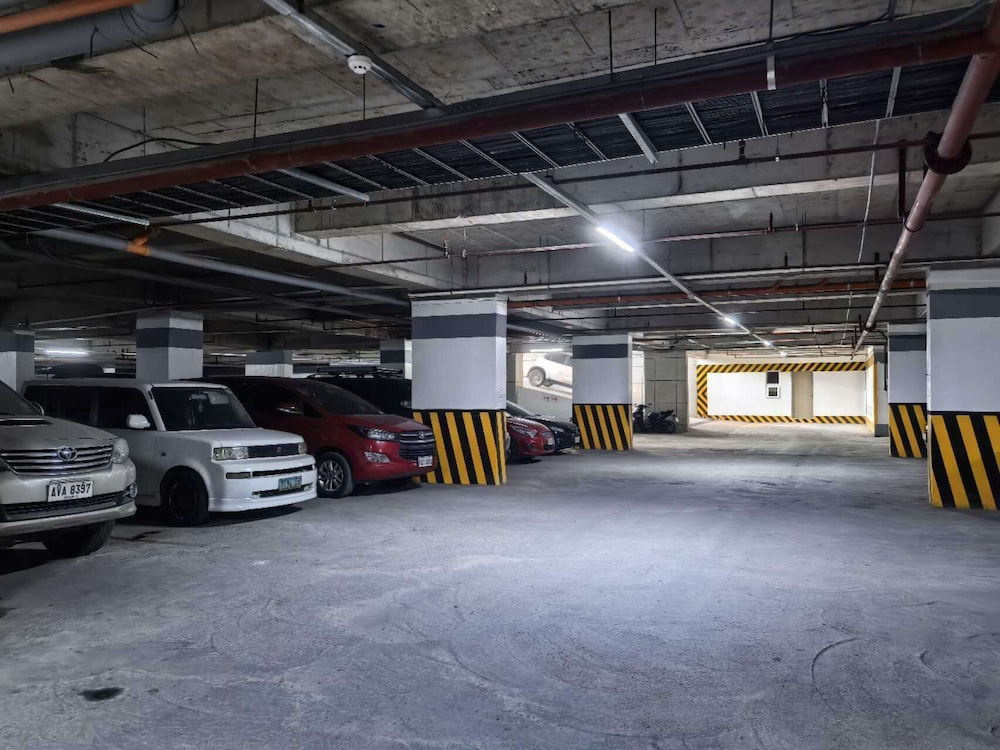 OYUSTAY Clark condo near airport casino