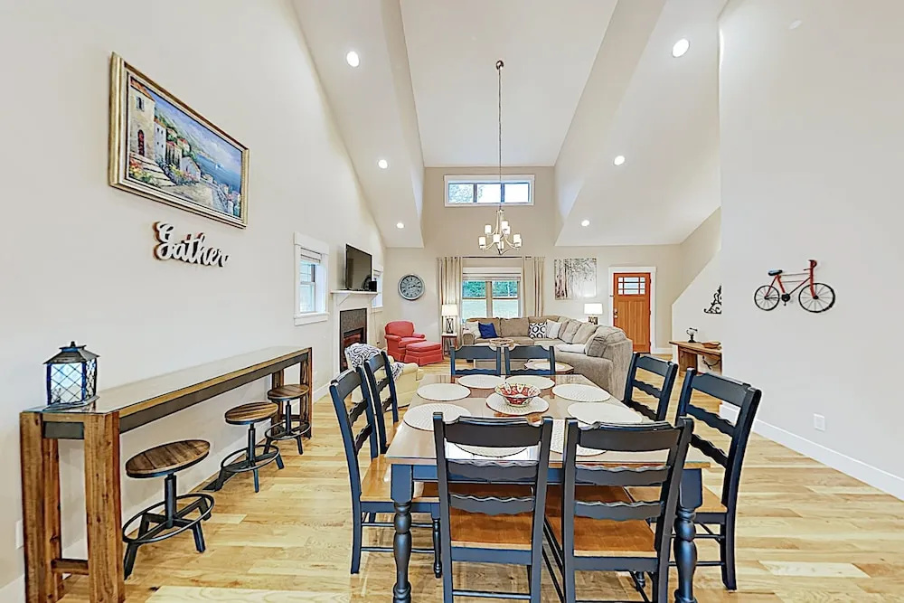 New Listing! Roomy W/ Deck, Near Creamery 4 Bedroom Home