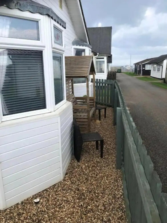 Sea Breeze Holiday Chalet