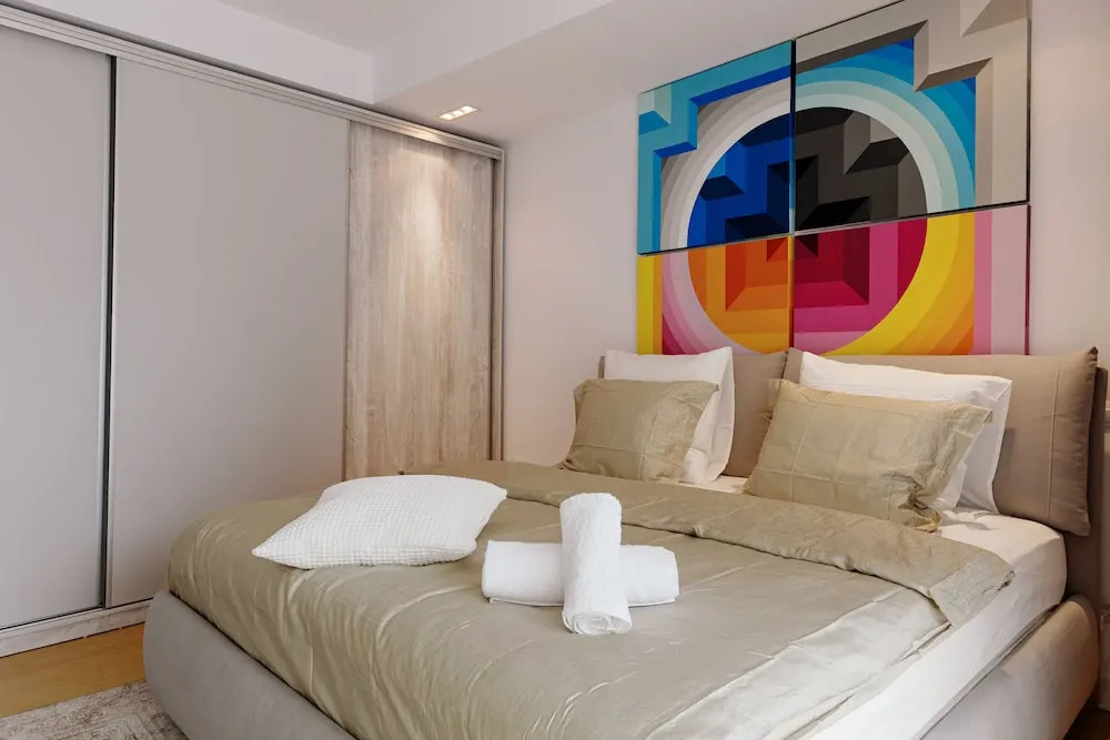 Vernescu Luxury Residence