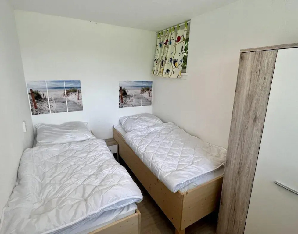 Pet-friendly Bungalow Near Beach