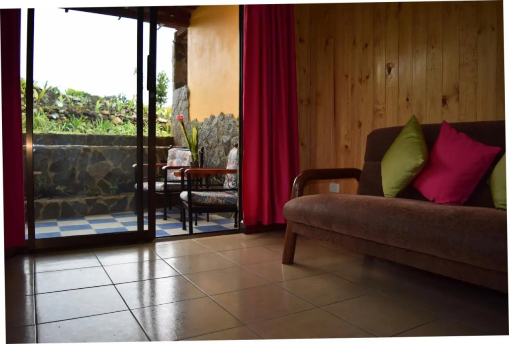 Guayabo Lodge
