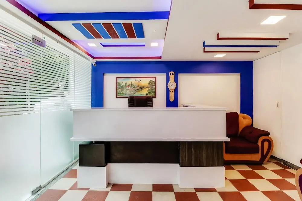 DS Residency by OYO Rooms