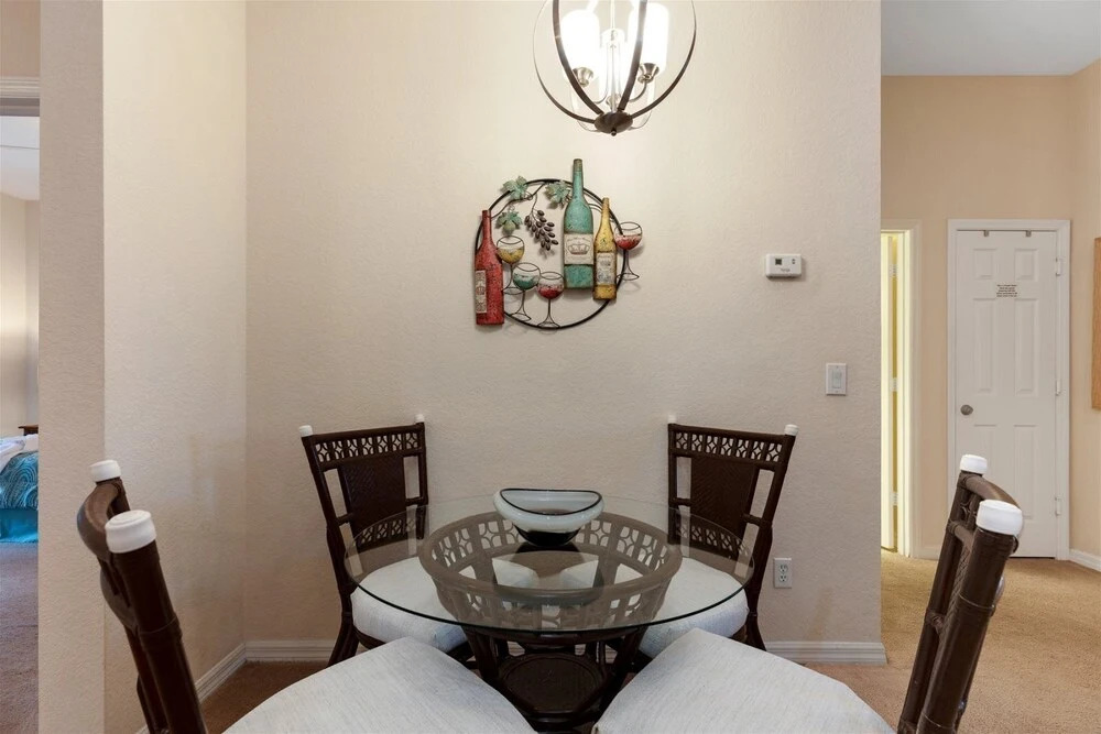 Fabulous 3 bed Condo Near to all the Attractions - 479
