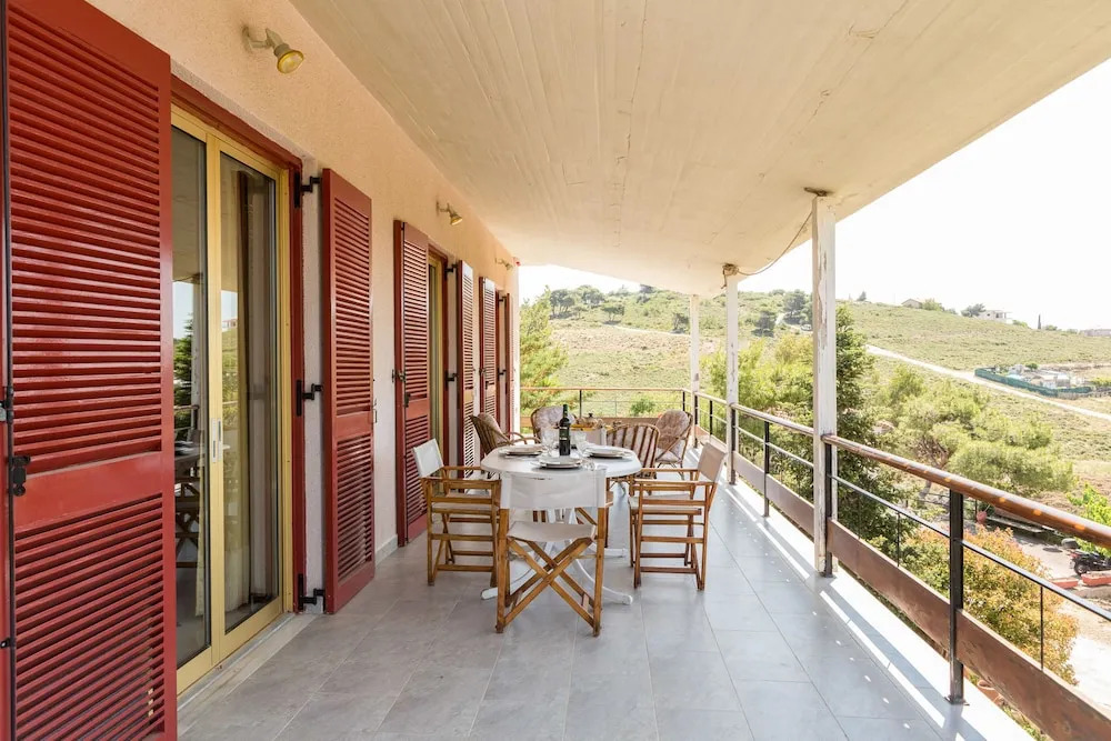 Dream Holidays in a Luxurious Garden Pool Villa