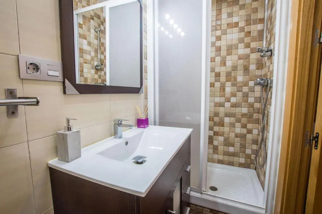 Apartamento céntrico a 10 minutos de la Alhambra con parking