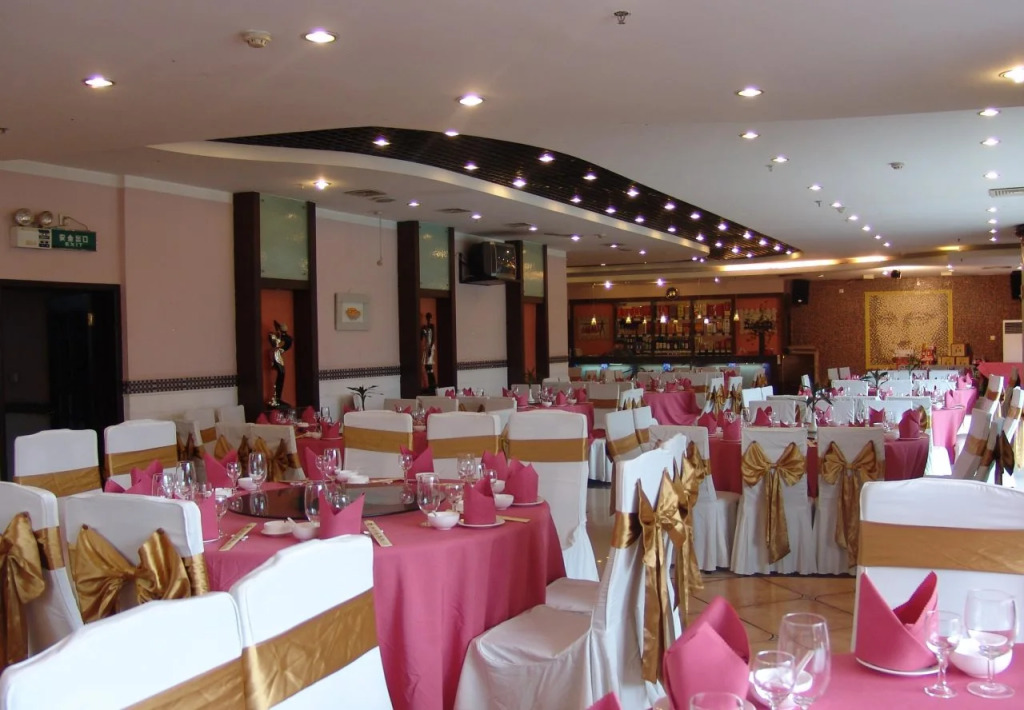 Kunming Golden Spring Hotel