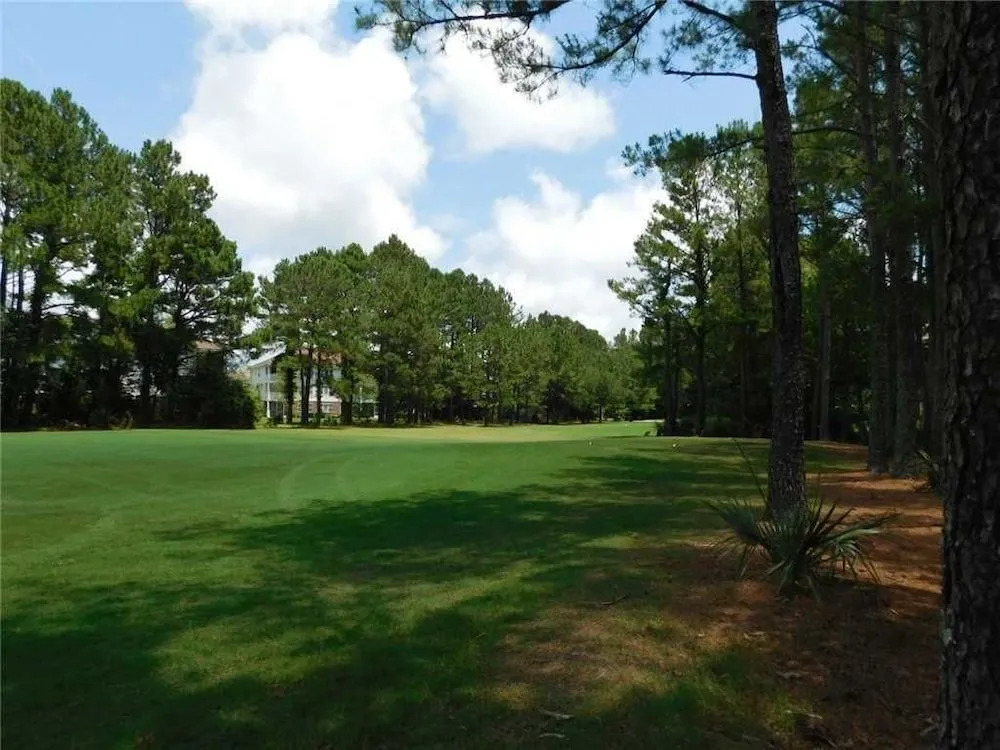 Yacht Club Villas #2-1005 3 Bedrooms 3 Bathrooms Condo