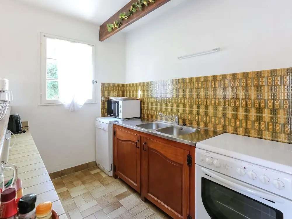 Holiday Home in Bormes Near Beaches & Pool