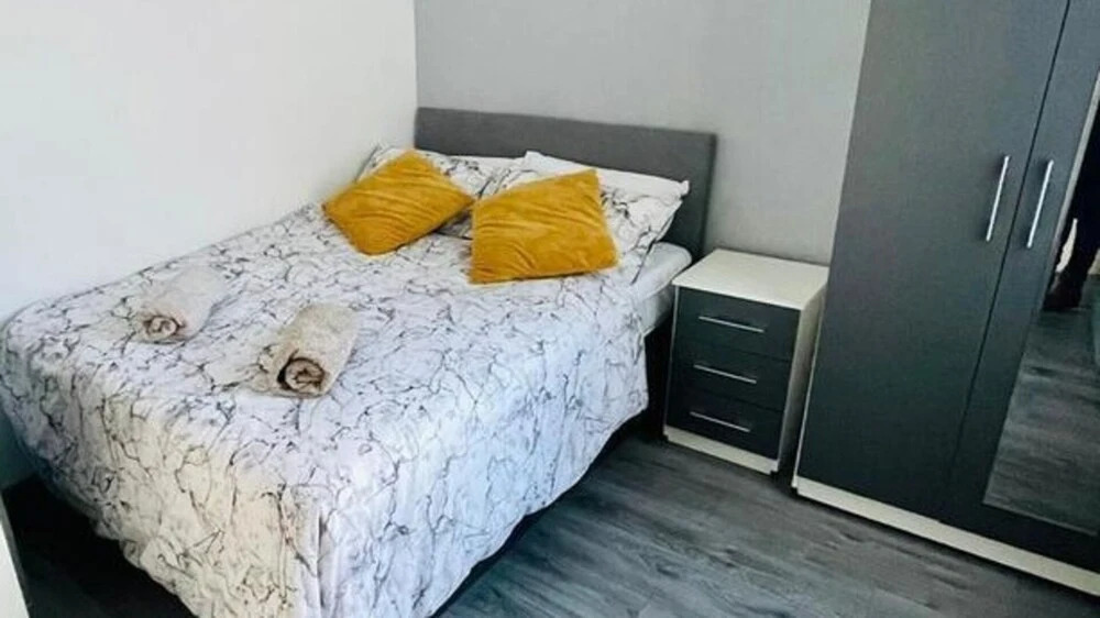 Stunning 4-bed House in Liverpool L15