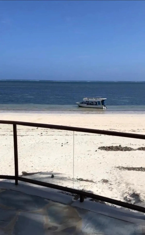 Kenya Bay Beach Hotel