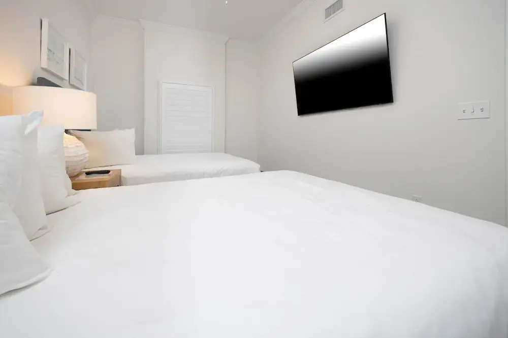 Phoenix Gulf Towers 1408 4 Bedroom Condo