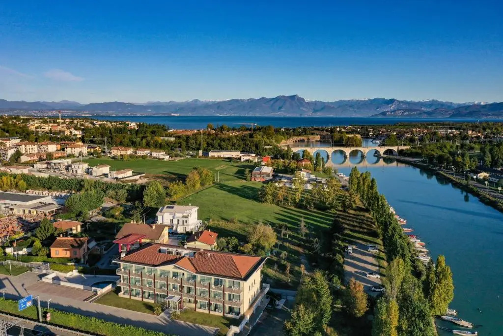 Hotel Rivus