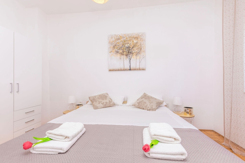 Apartment Ilija