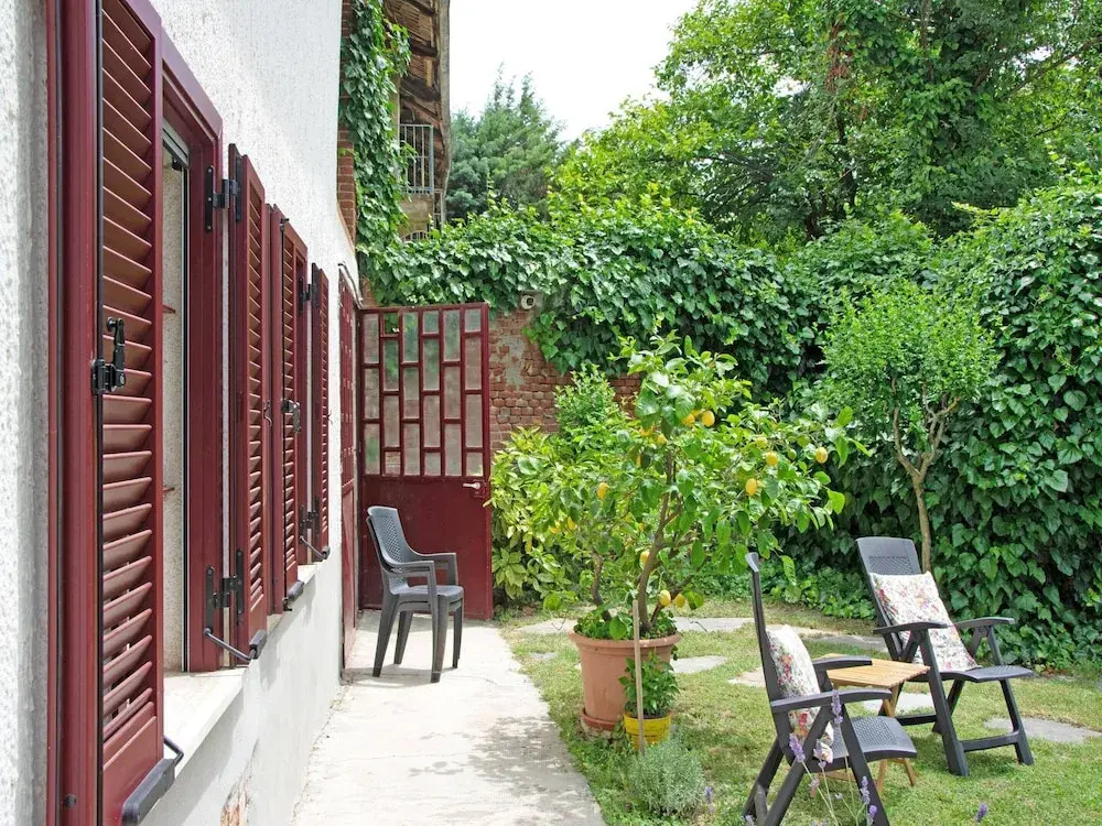Holiday home in Asti with a lovely hill view from the garden