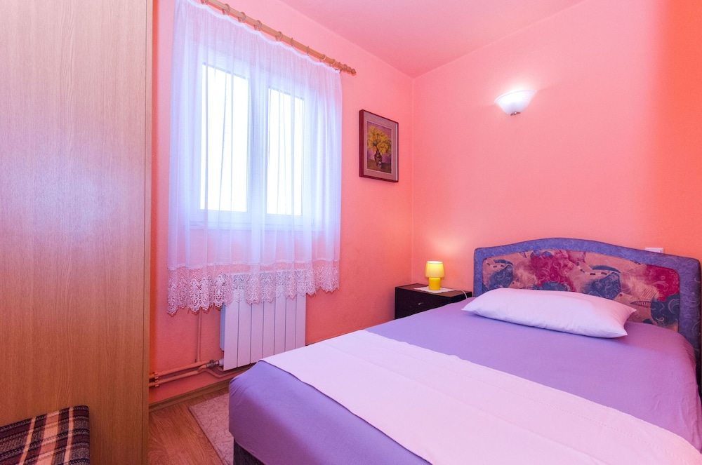 Apartment Vrilo