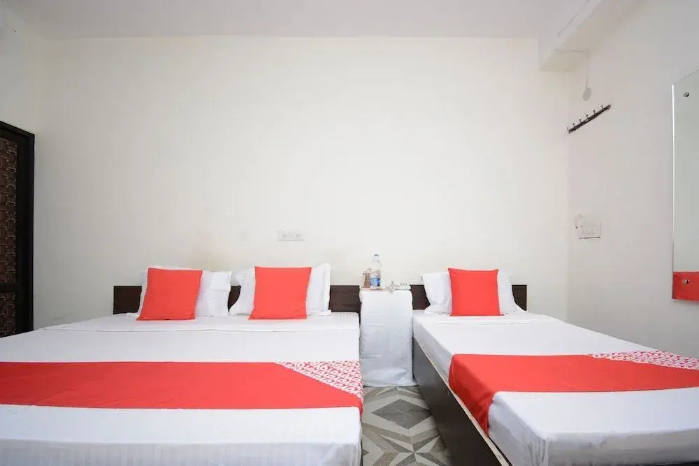 Hotel Arora Inn By OYO Rooms