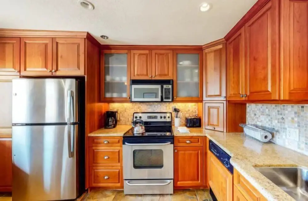 Premier Ski In, Ski-Out 3 Bedroom Condo With Spectacular Views, Heated Outdoor Pool And Hot Tub, Short Walk To Village