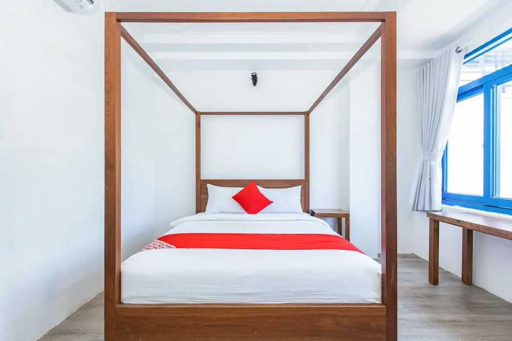 OYO 205 Vivid Boutique Hometel