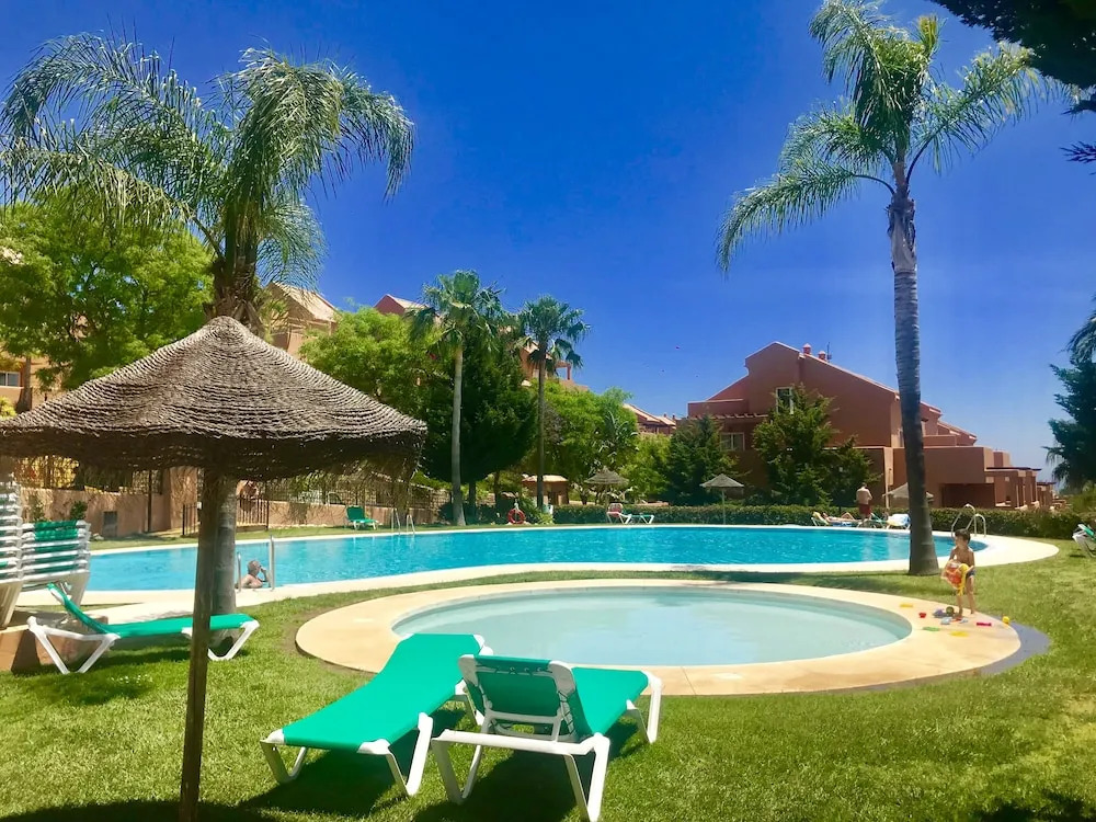 The Penthouse Club Marbella With hot tub