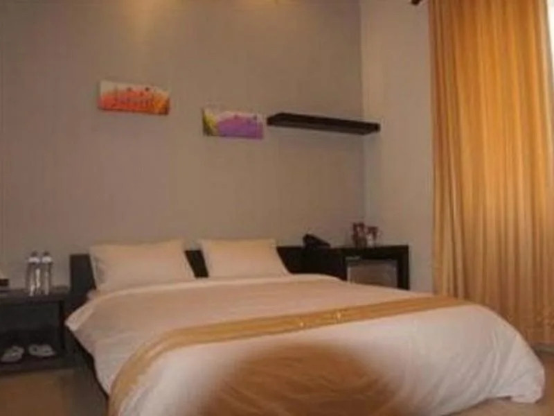 Grand Platinum Hotel