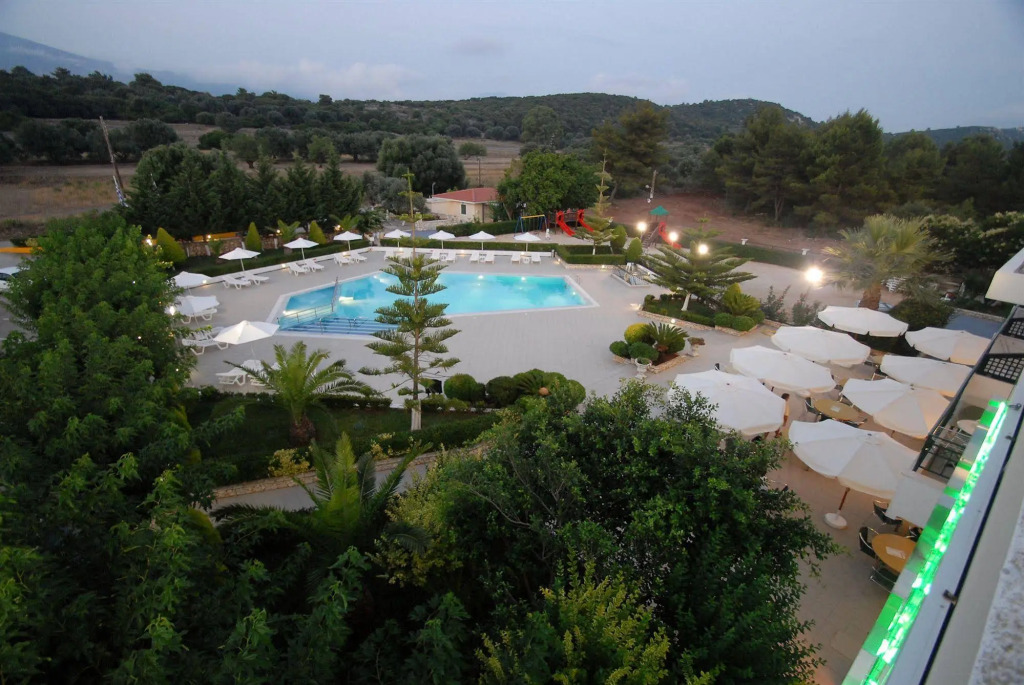 Limanaki Hotel
