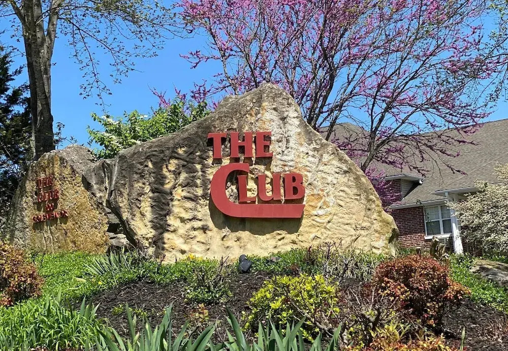 Club D-12 in Branson