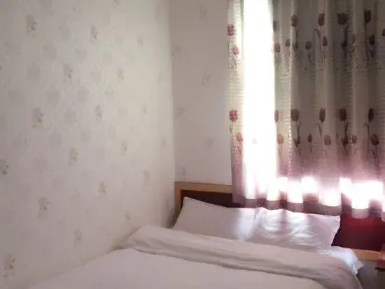 Zhumadian health Hotel
