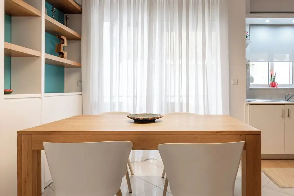 Eva's Cozy Urban Apartment