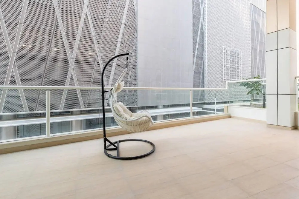 Luxurious 3BR Loft W/ Study In Downtown Dubai
