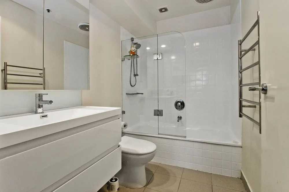 2 Bedder Melbourne Apt in New York End
