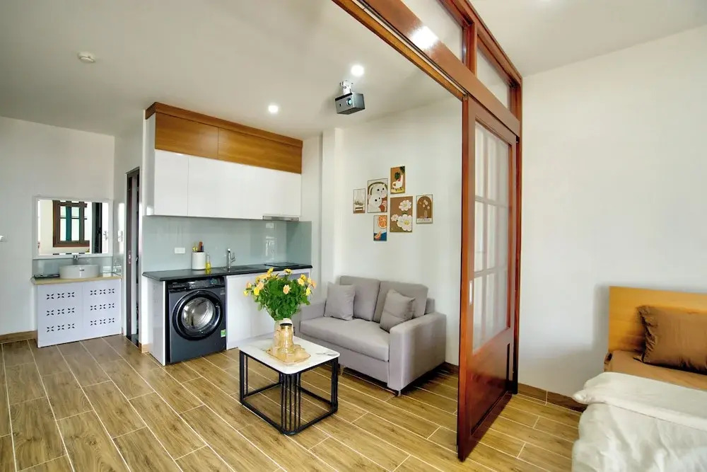 DeMei House