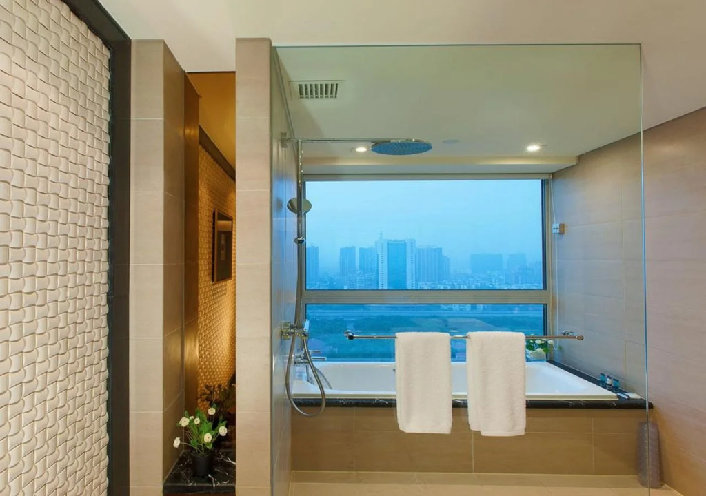 Oakwood Residence Funder Chengdu