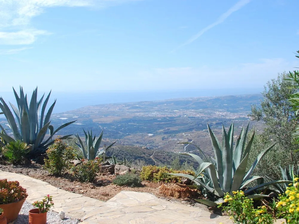 Impressive Villa With Private Swimming Pool in Arenas Spain