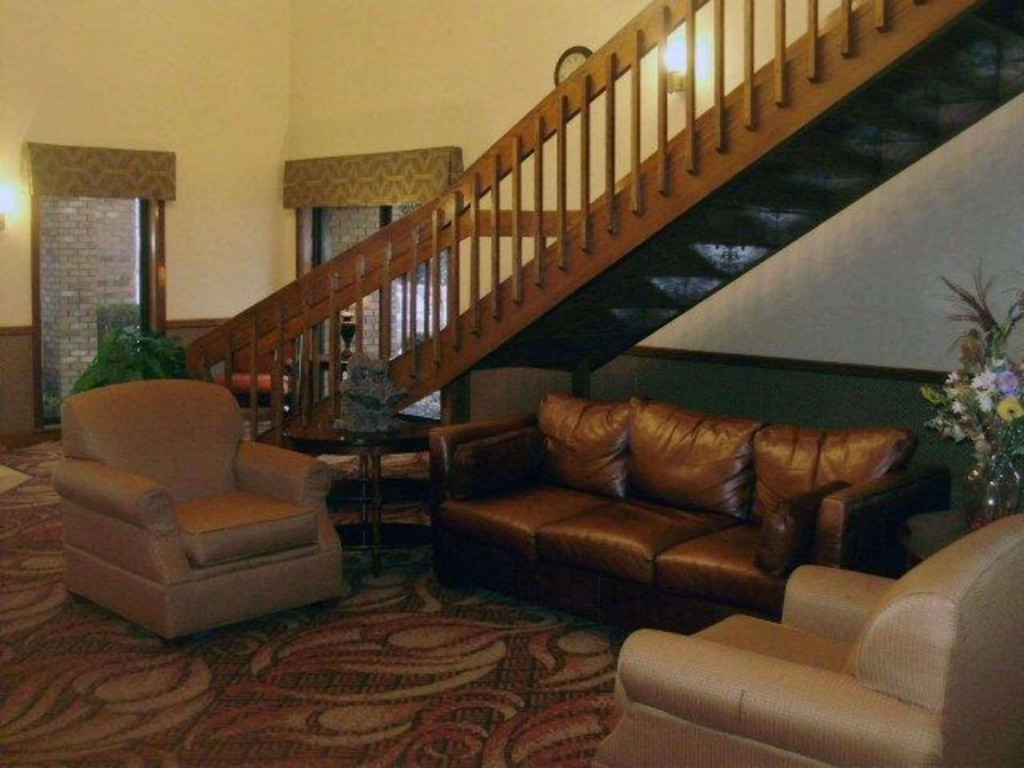 Quality Inn & Suites Searcy I-57