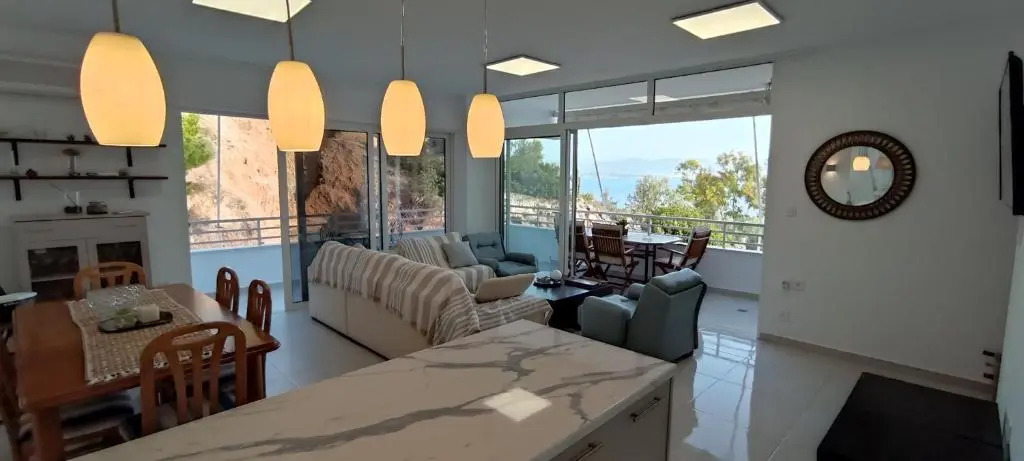 Atlas By Sea Apartment