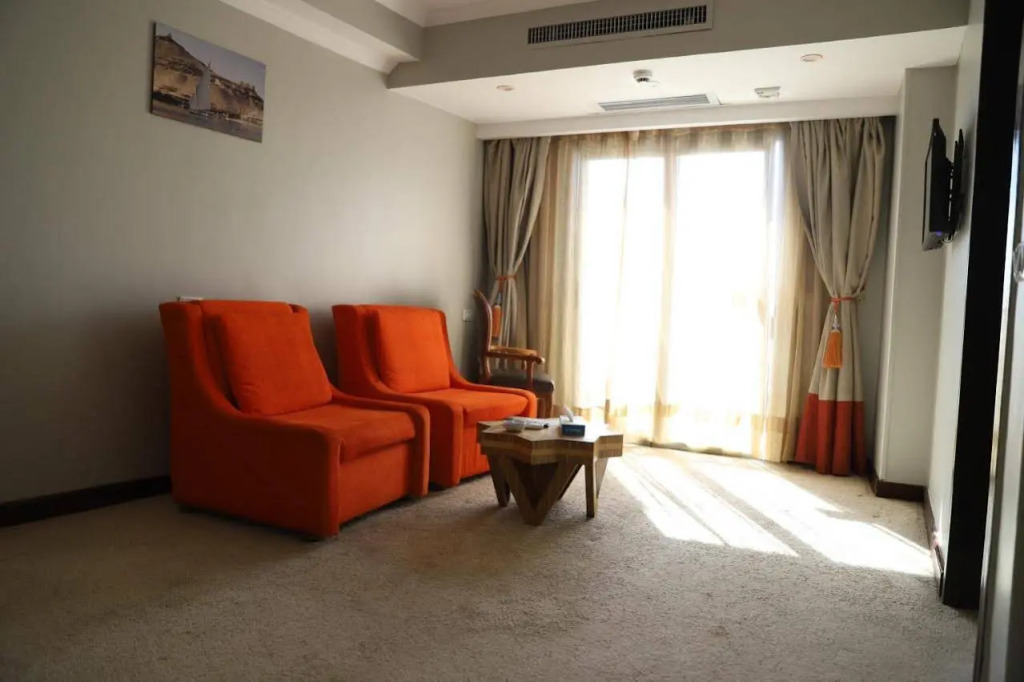 Отель Aswan Plaza