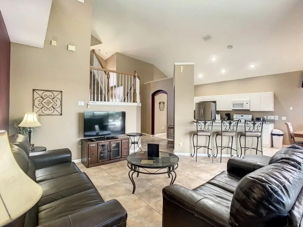 6 Bed Close To Disney In A Gated Resort Community 6 Bedroom Villa by Redawning