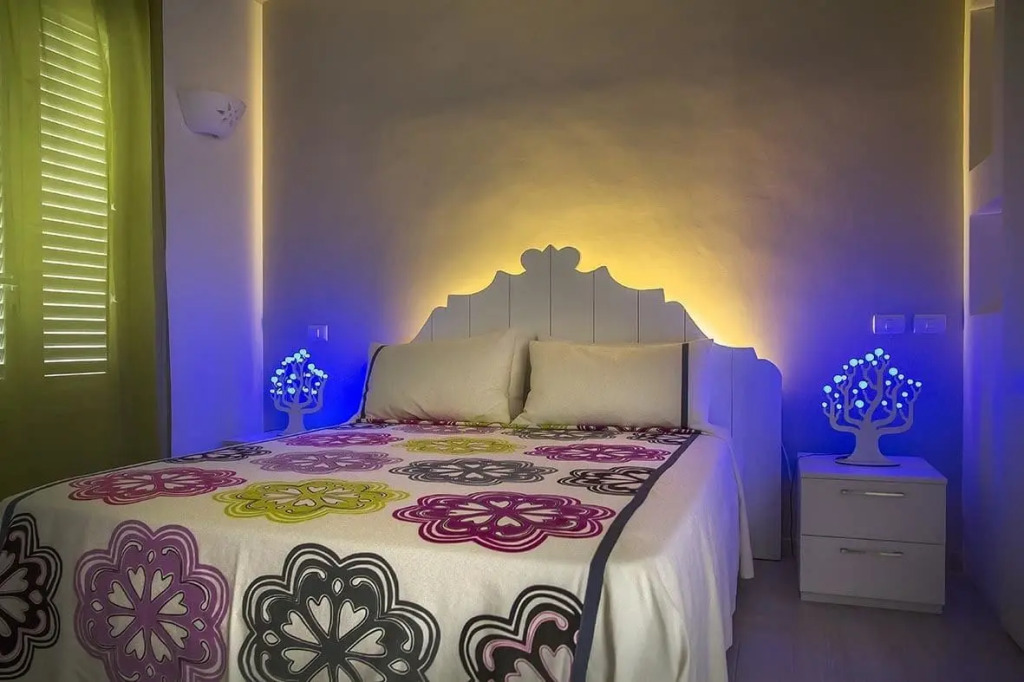 TRACADERO Beach Club & Holidays Rentals