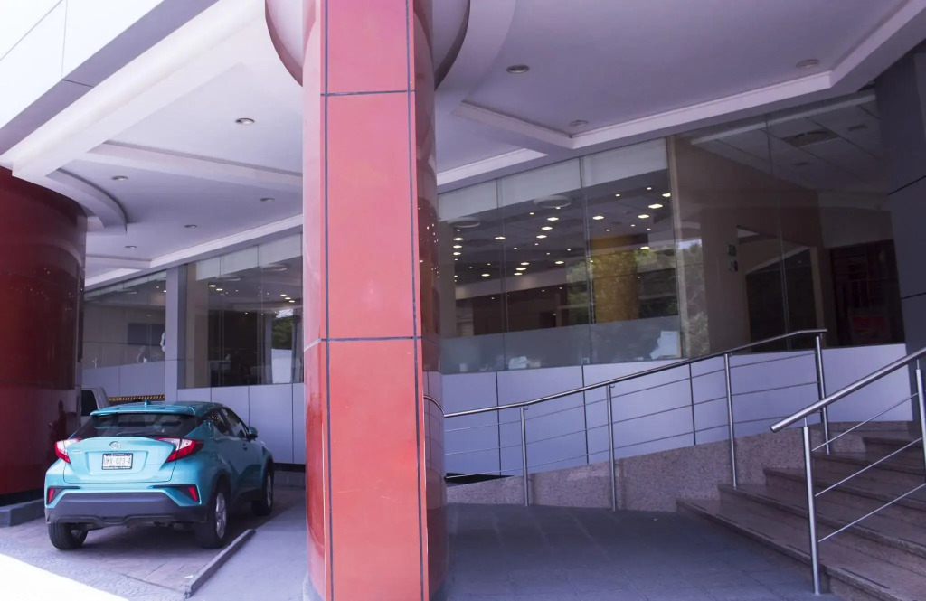 Hotel Mirabel