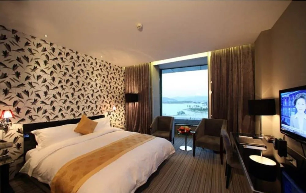 Expo Garden Resort Hotel