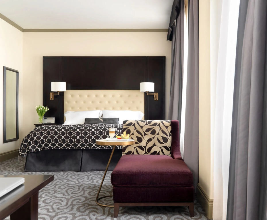 Hotel Blackhawk, Autograph Collection